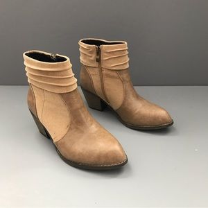 Nomad Oakley Faux Leather Ankle Boot 7